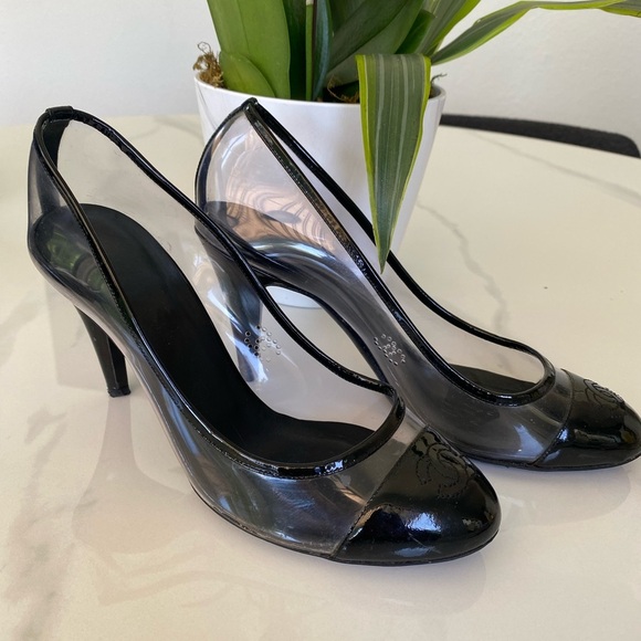 Authentic CHANEL Black Patent Leather Cap Toe Slingback Heels Sz 9 - Picture 1 of 17